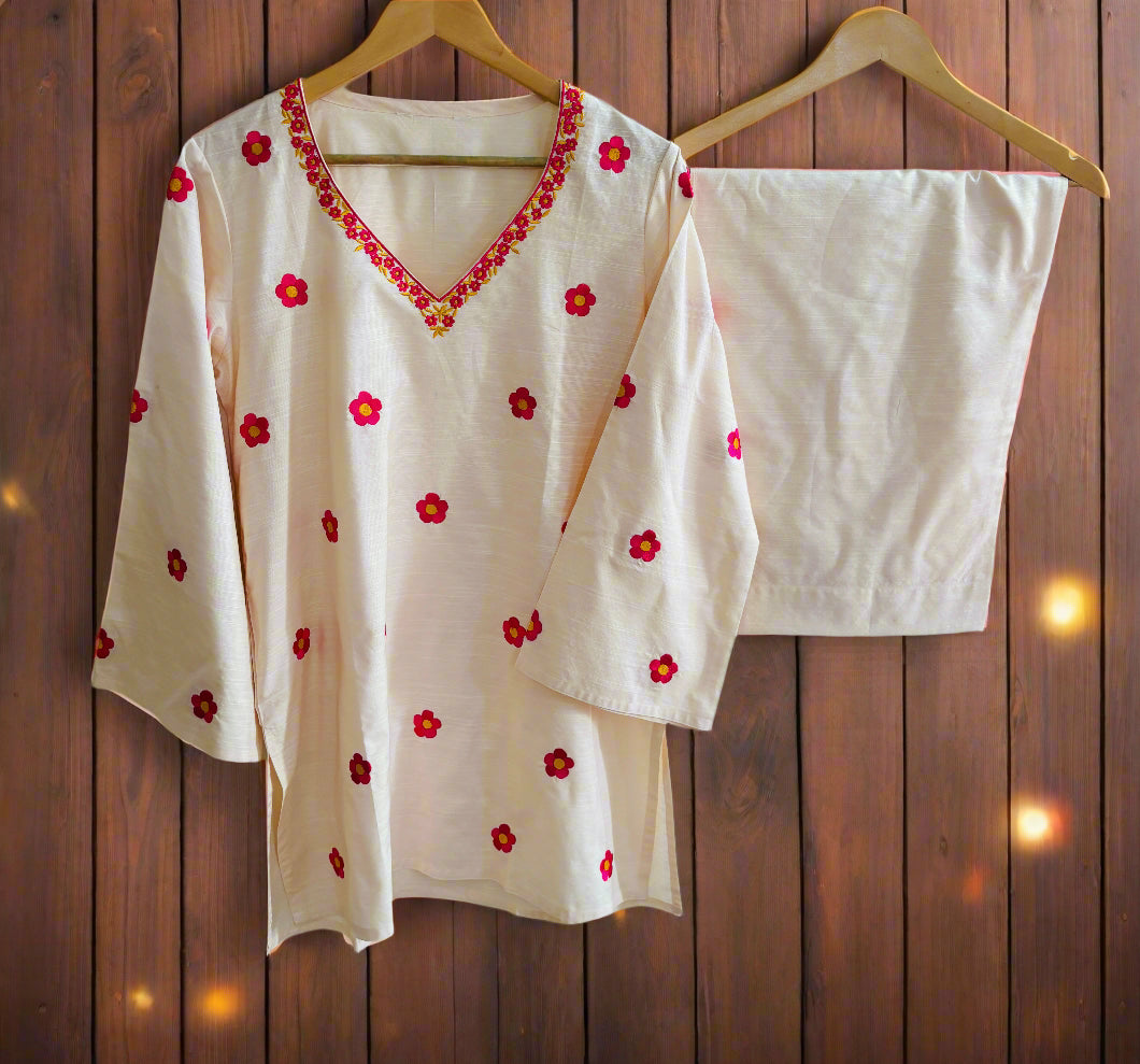 Zoon White Kurta Set for Women-Summer Edition