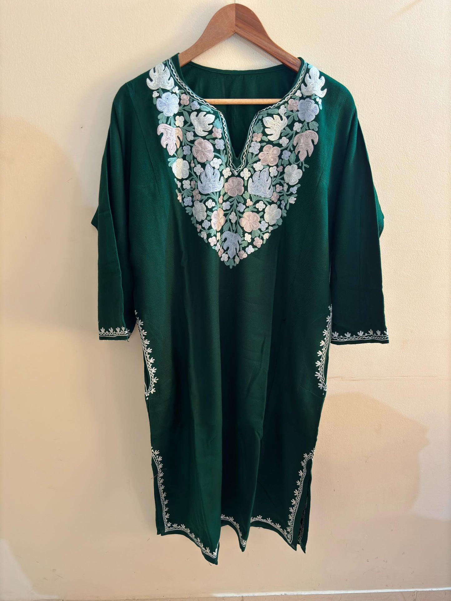 Shikara Bottle Green Shade Aari Work Pheran