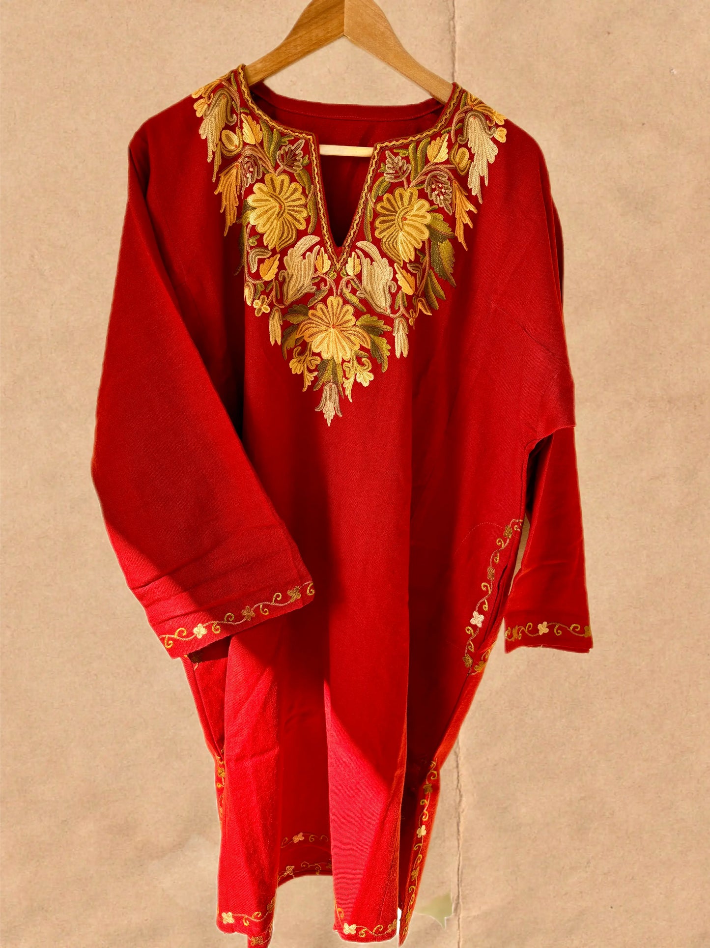Sheen Royal HandMade Aari Work Pheran