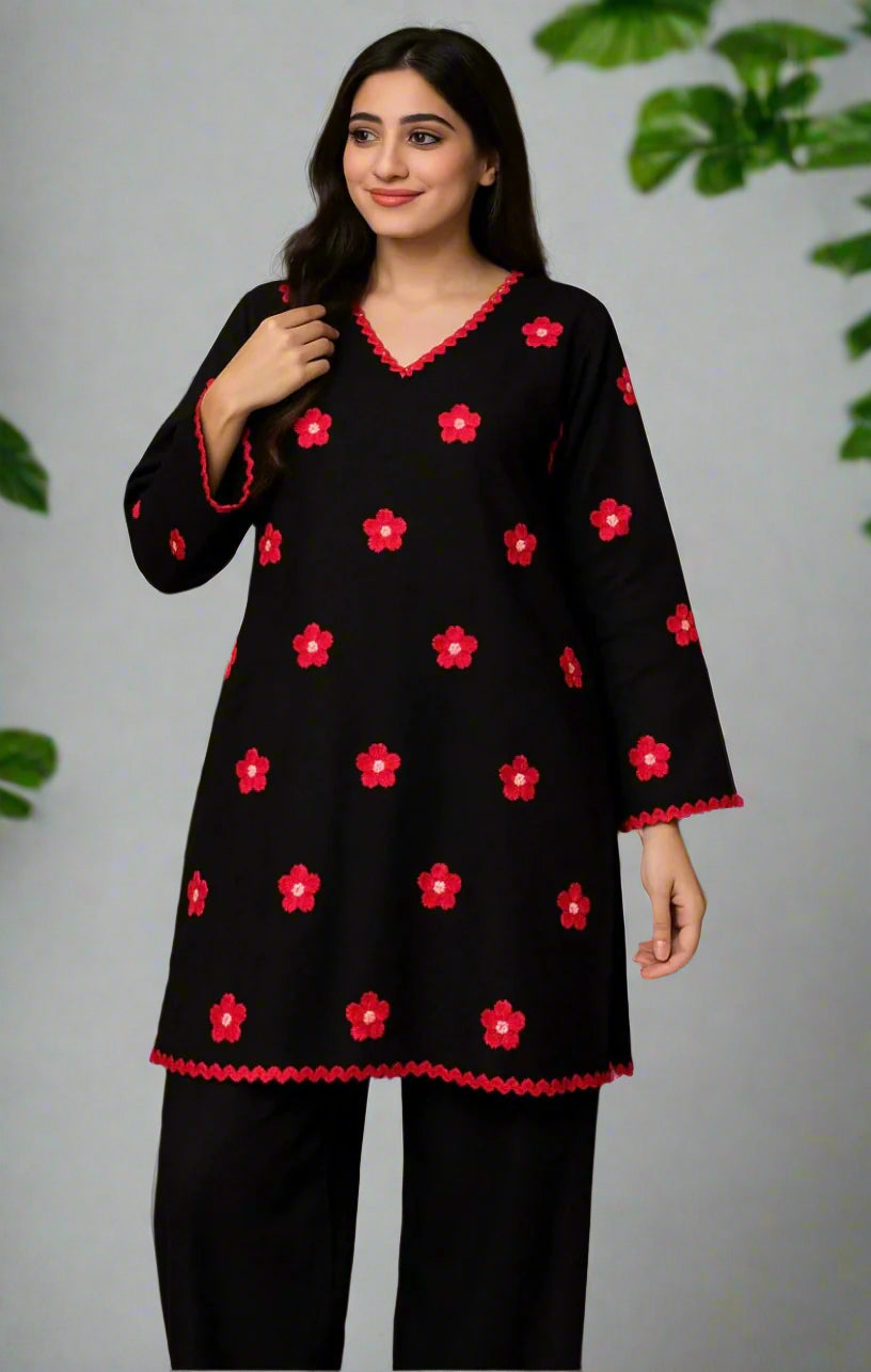 Zoon Black Kurta Set for Women-Summer Edition