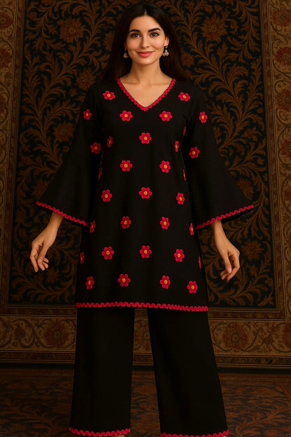 Zoon Black Kurta Set for Women-Summer Edition