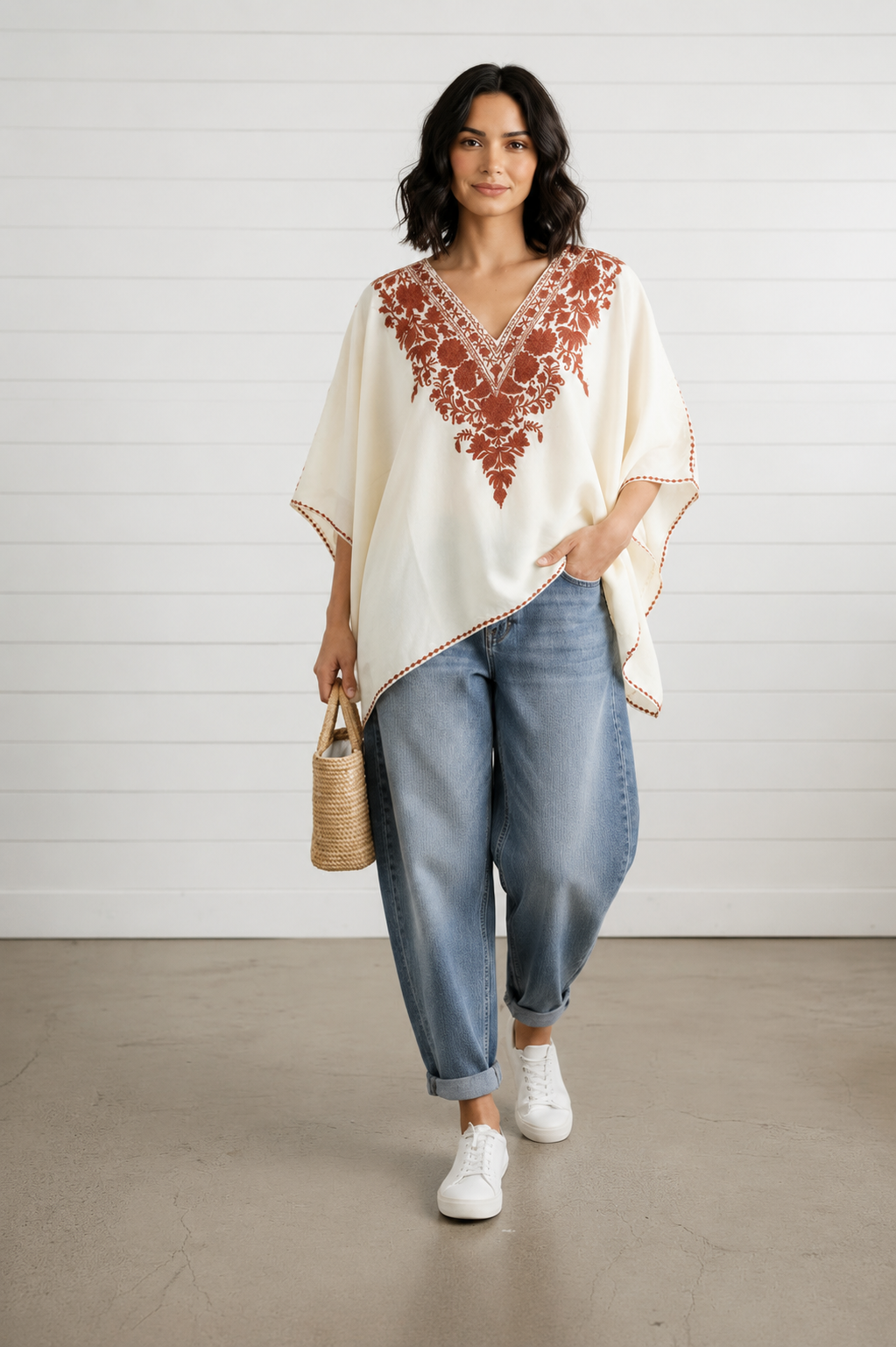 Heer White Short Zari Work Kaftan