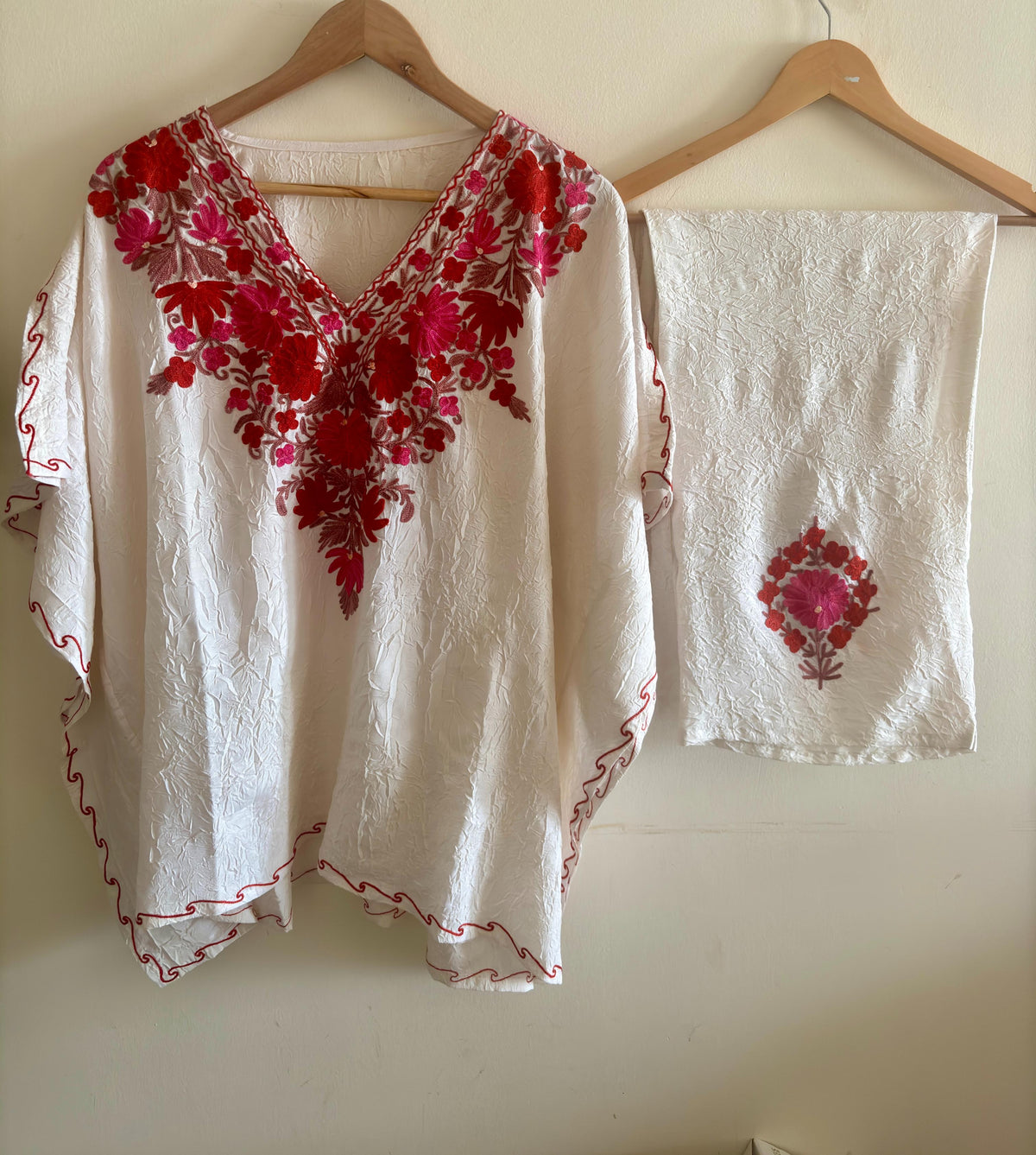 Lailaa White Mini Kaftan Set With Multi Color Aari Embroidery