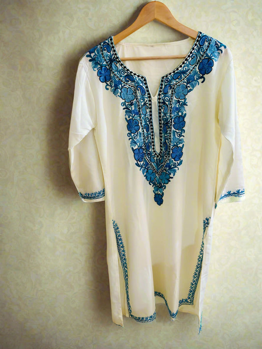 Summer Posh White Aari Kurta