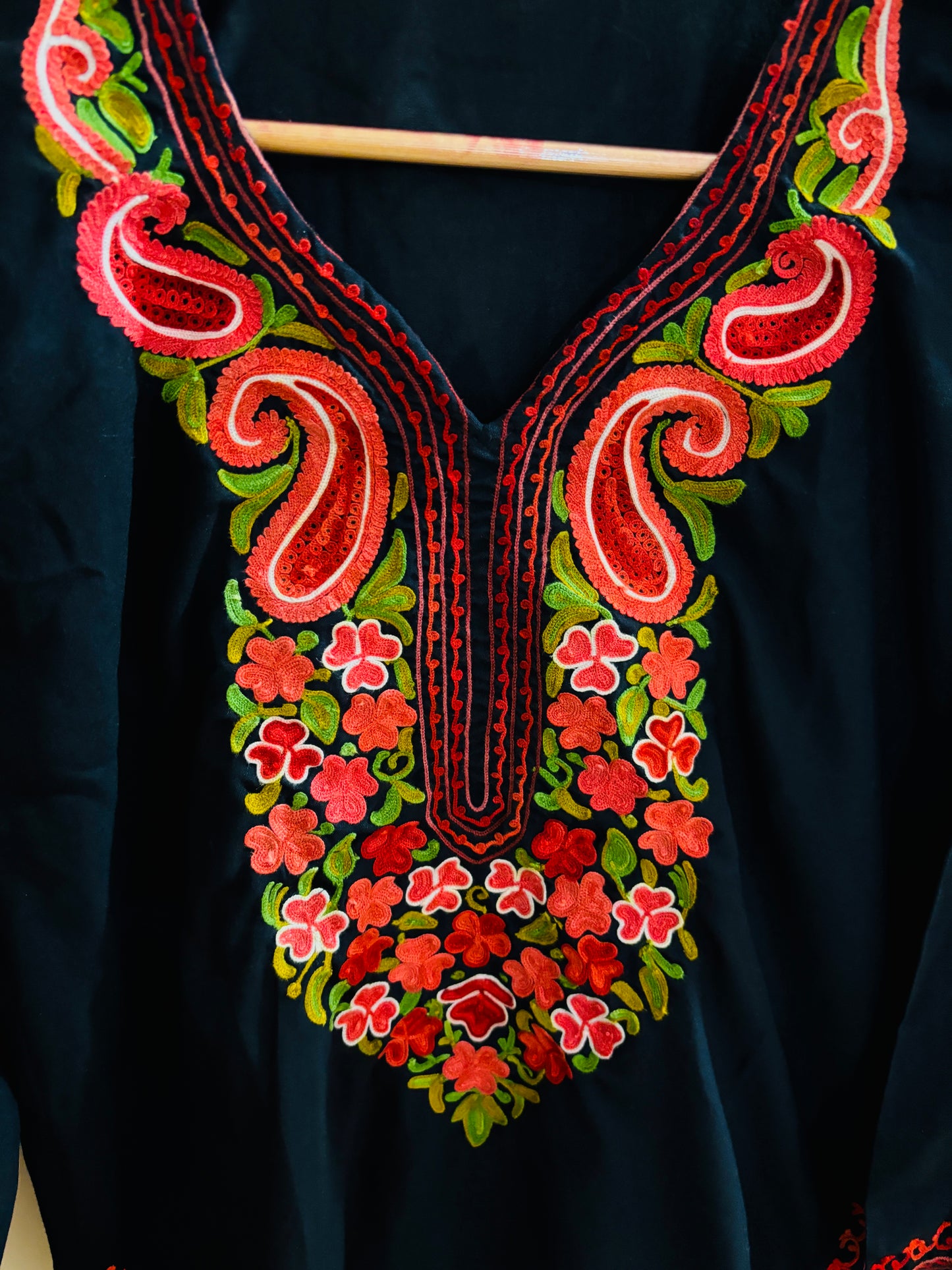 Summer Posh Black with Multicolour Aari Kurta