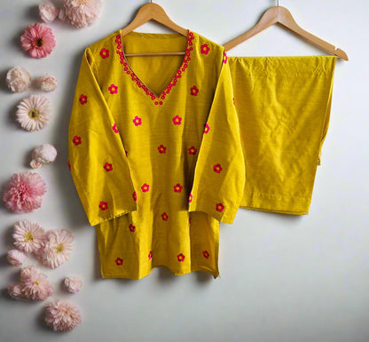 Zoon Mustard Lime Kurta Set for Women-Summer Edition
