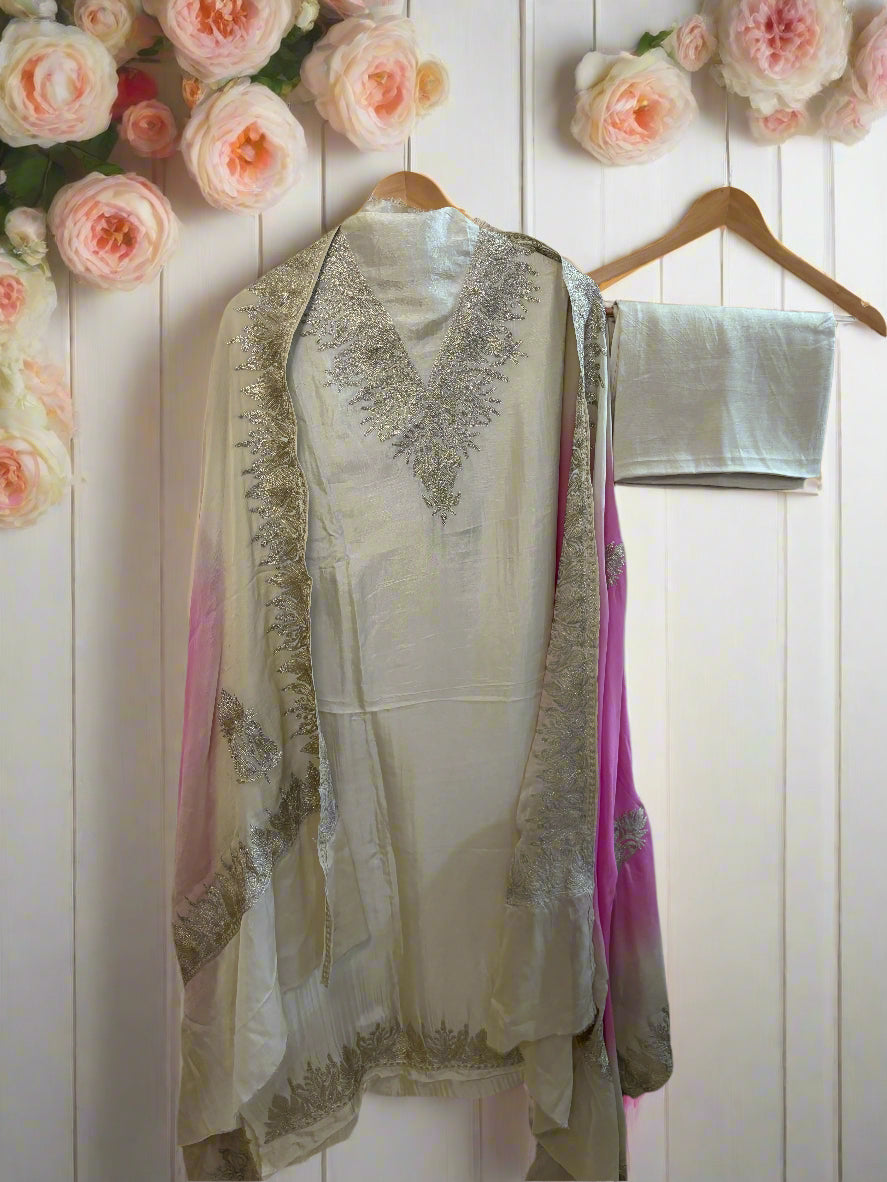 Gulab Zari White Unstitched Suit
