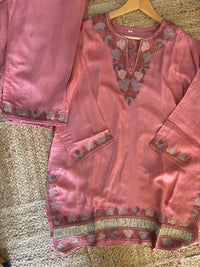 Pamposh Mauve Pink Silk Kurta-Set with Zari Tilla & Aari Embroidery