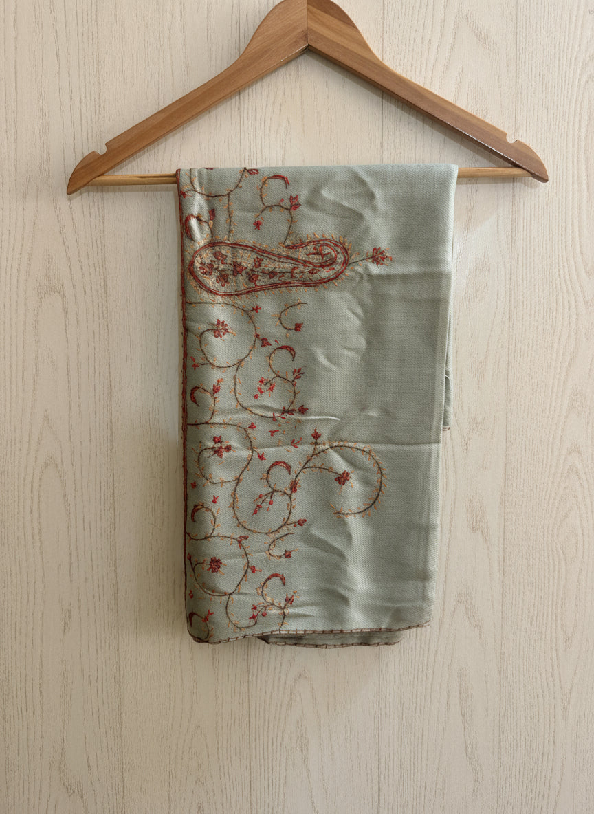 Waadi Pastel Green Sozni Work Stole