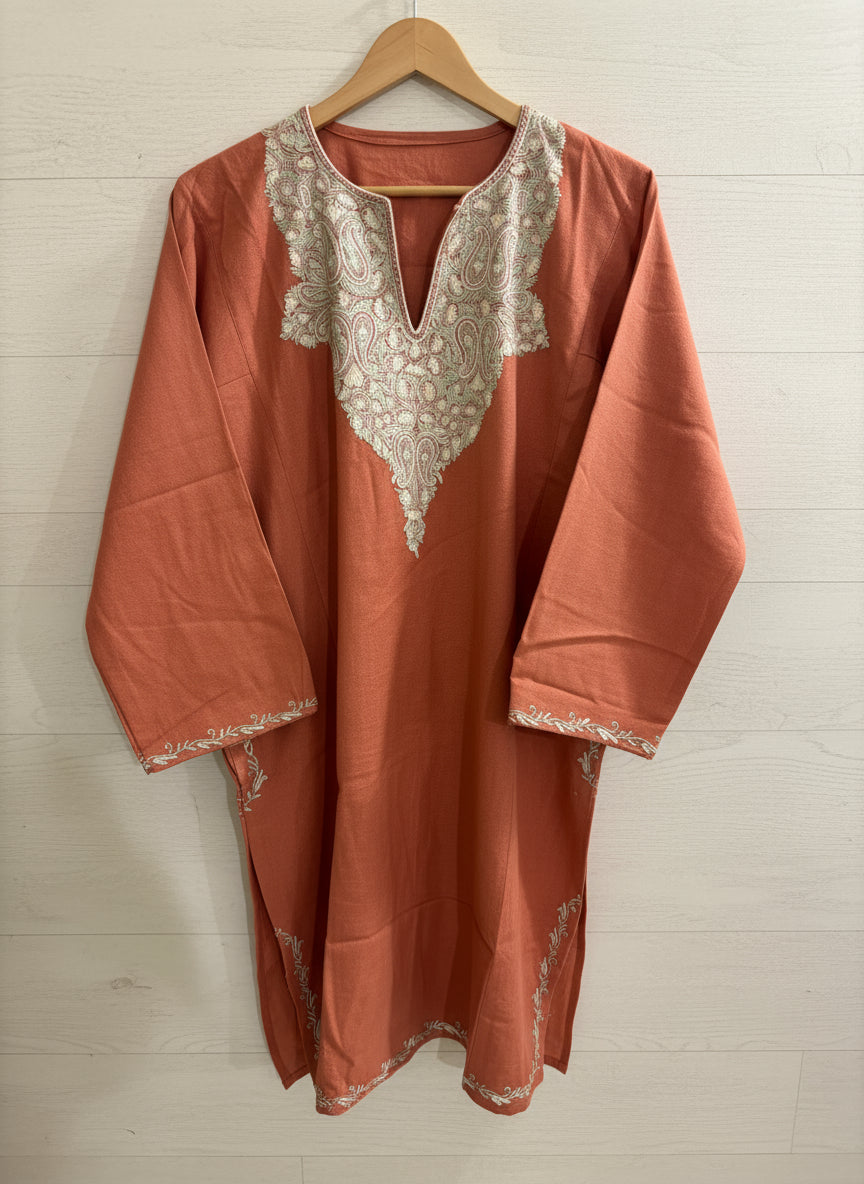 Sheen Peach HandMade Aari Work Pheran