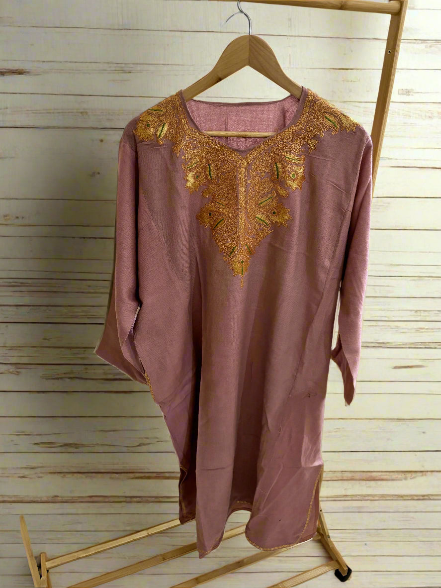 Sana Lavender Tilla  Embroidery Work Pheran