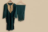 Zooni Bottle Green Tilla  Embroidery Work Pheran Set