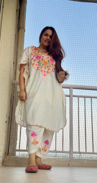 Heer White Long Aari Work Kaftan Set