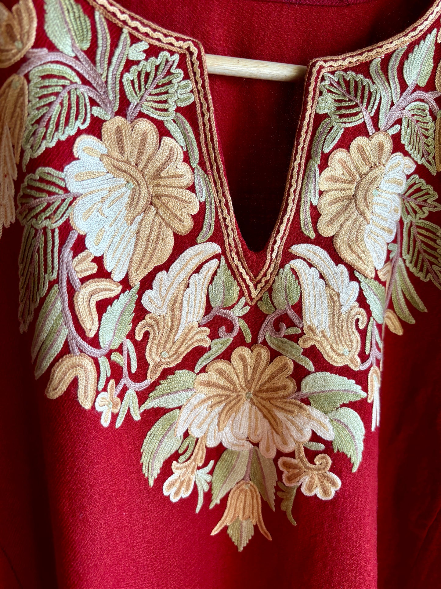 Sheeni Royal Rust Maroon HandMade Aari Work Pheran