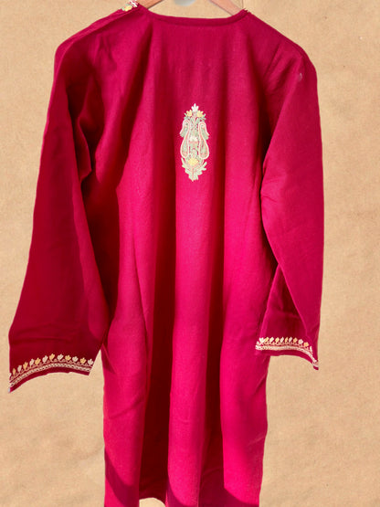 Sheen Maroon HandMade Aari Work Pheran