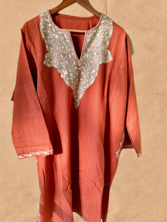 Sheen Peach HandMade Aari Work Pheran